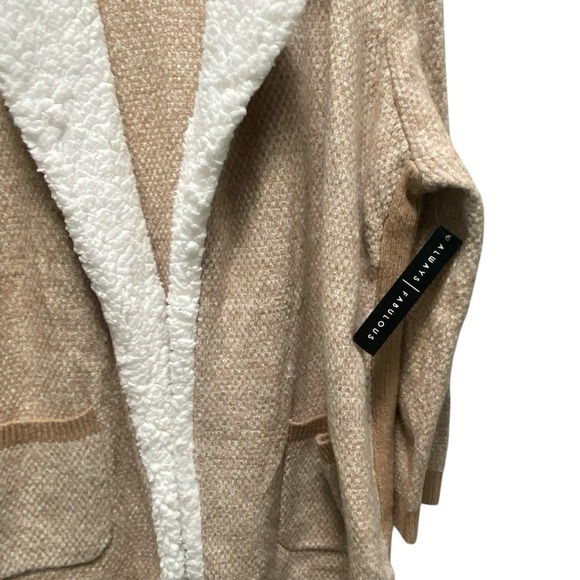 Absolutely Famous Camel & Cream Knit Open Front Sherpa Trimmed Cardigan - Picture 4 of 8
